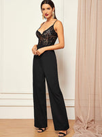 Jumpsuit de pierna recta con tirantes y cuerpo de encaje transparente